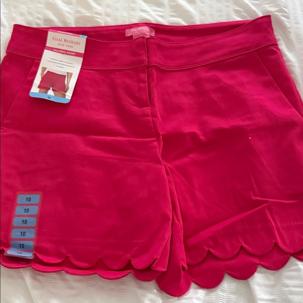 New! Isaac Mizrahi Vibrant Pink Scalloped Hem Shorts